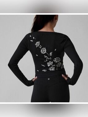 Athleta Shanti Eyelet Floral-Print Long Sleeve Top